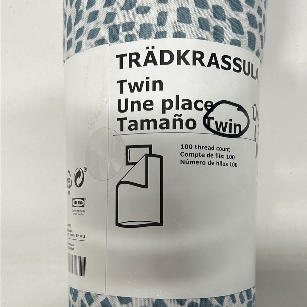 IKEA TRÄDKRASSULA Twin Duvet Cover in Blue and White - Picture 2 of 7